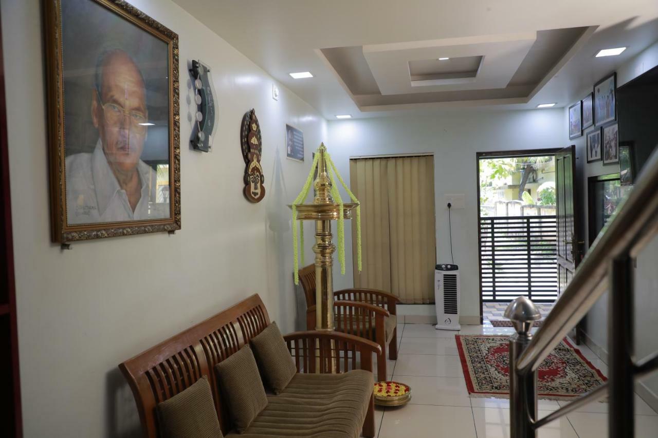 콜람 Pavithram Residency B&B 외부 사진