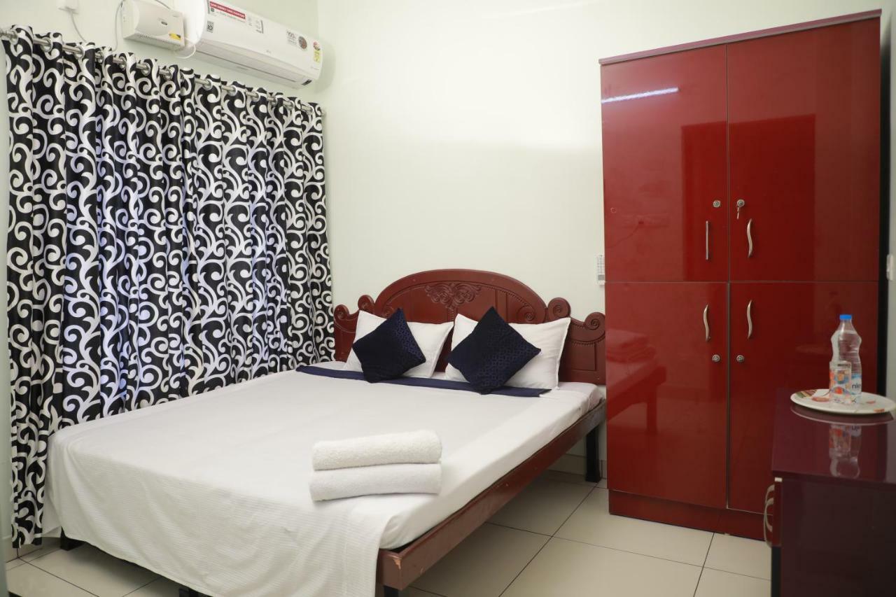 콜람 Pavithram Residency B&B 외부 사진
