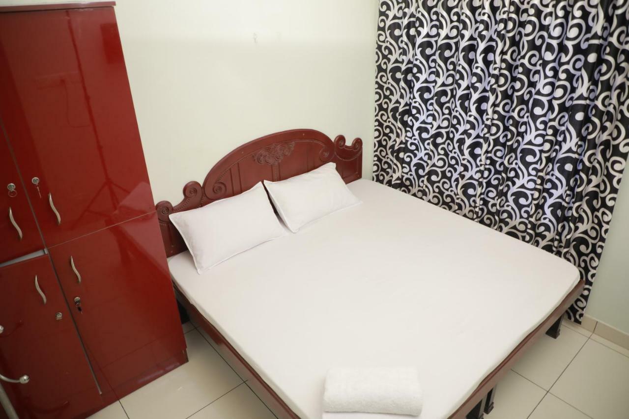 콜람 Pavithram Residency B&B 외부 사진