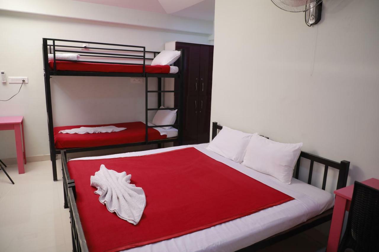 콜람 Pavithram Residency B&B 외부 사진